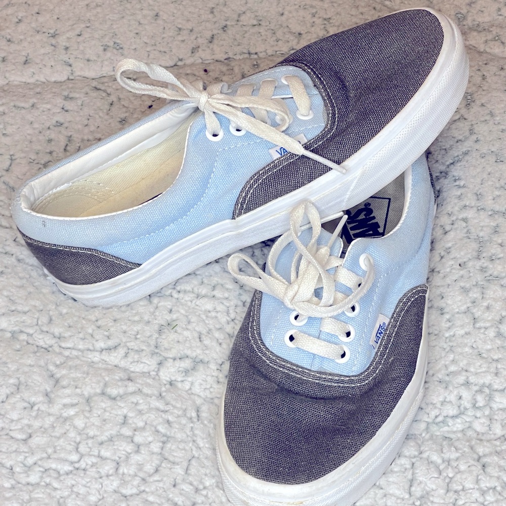 Vans lace up color block grey/light blue sneakers. Women’s 9, men’s 7.5